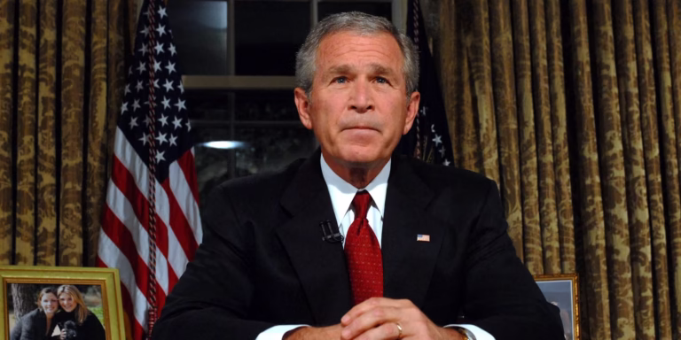 George W. Bush: Presiden AS di Tengah Krisis dan Perang Global